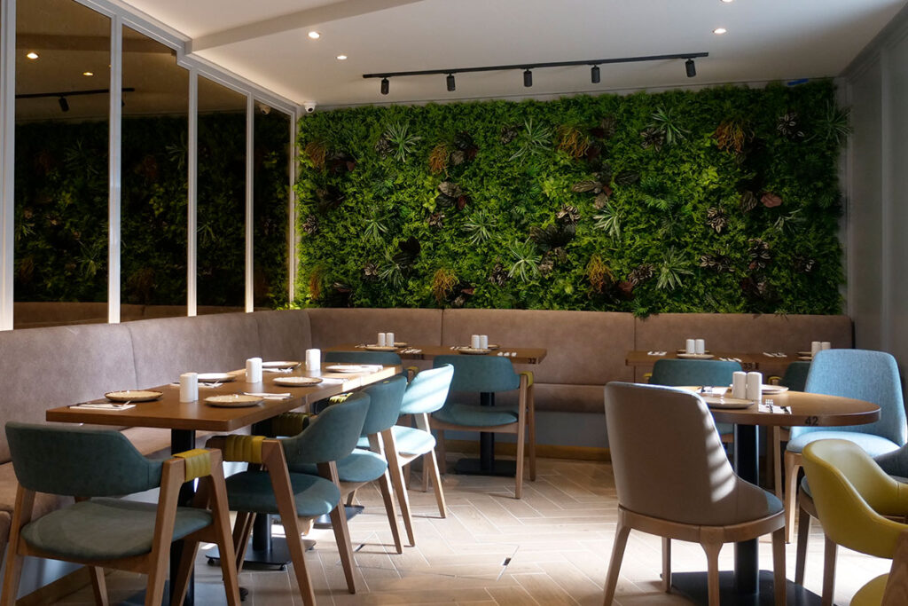 ana’more restaurant